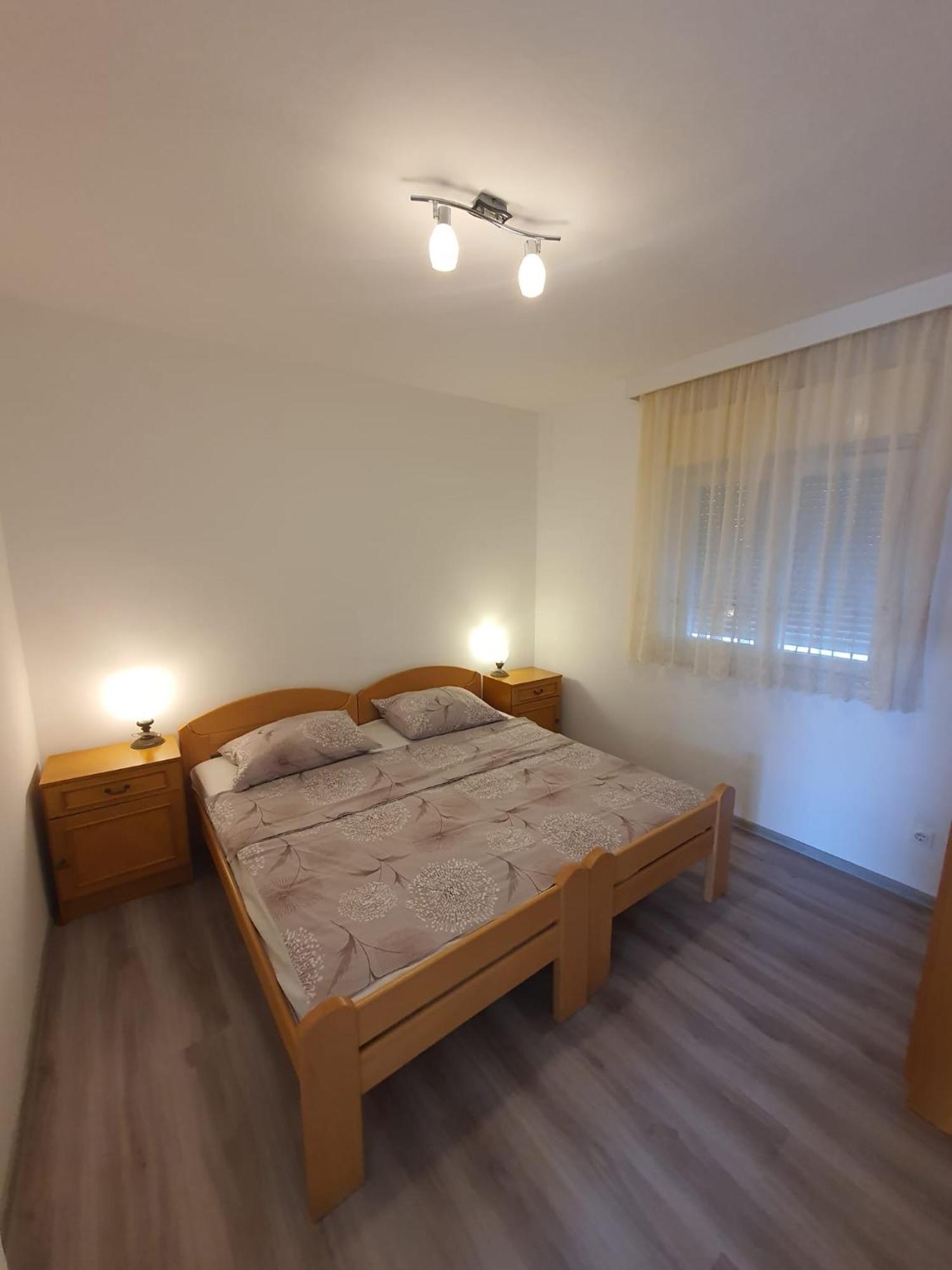 Guesthouse Mila Tisno Buitenkant foto