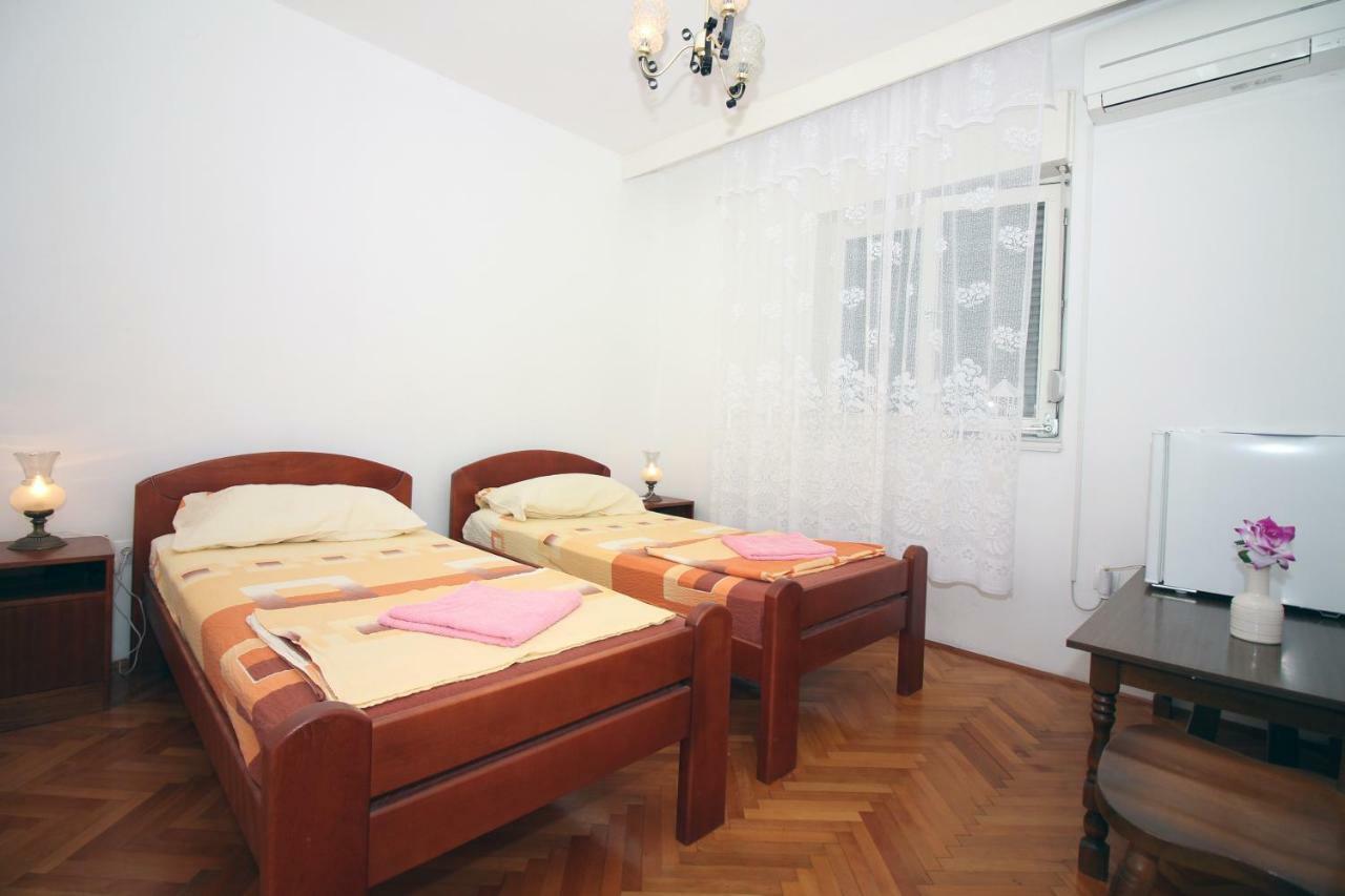 Guesthouse Mila Tisno Buitenkant foto