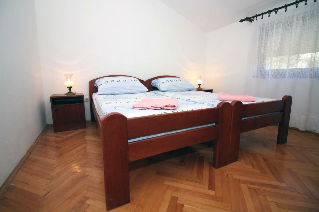 Guesthouse Mila Tisno Buitenkant foto
